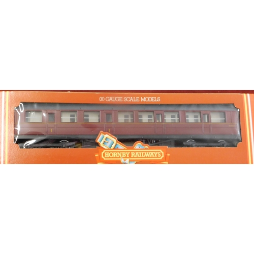 806 - Hornby Coaches SCX 1st class sleeper, (2) buffet car, 1st class and 1st class and 1st class braker a... 