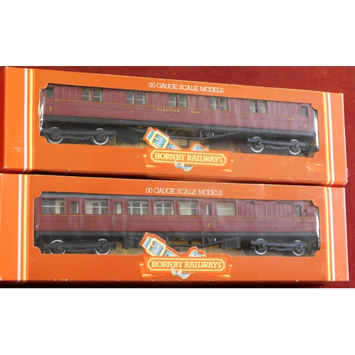 815 - Hornby Carriages including R223 Pullman 1st class parlour car, R223 Pullman 1st class, R233 Pullman ... 