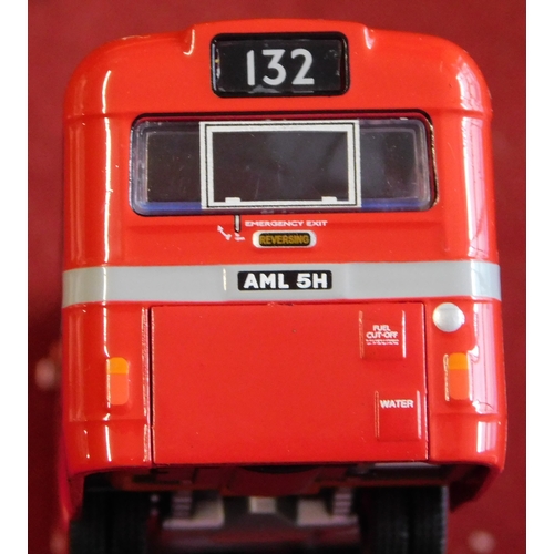 915 - Britbus 1:76 scale boxed, Britbus model No.AS1-02 London Transport, single decker, excellent conditi... 