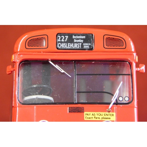 920 - Britbus 1:76 scale boxed, Britbus model No.AS2-002 London Transport, single decker, excellent condit... 