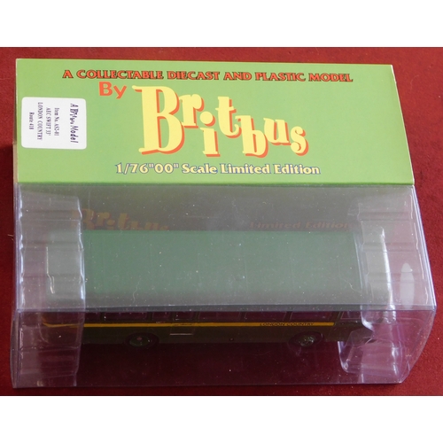 923 - Britbus 1:76 scale boxed, Britbus model No.AS2-01 AEC Swift 33, single decker, excellent condition