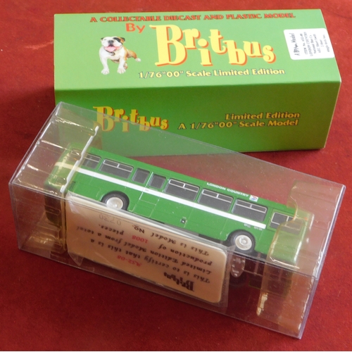 932 - Britbus 1:76 scale boxed, Britbus model No.AS2-08, London Country, single decker, excellent conditio... 