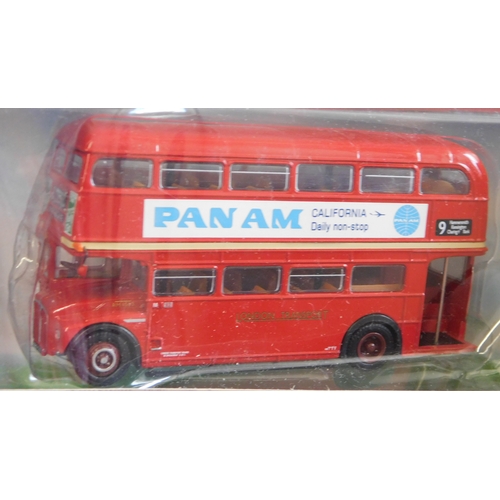 949 - Gilbow (4) boxed Buses 1:76 scale vehicle no.31503, E31701A, 31704, 31705. excellent condition