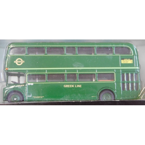 951 - Gilbow (4) boxed Buses 1:76 scale vehicle no.25604, 25603, 25515, 14002, excellent condition