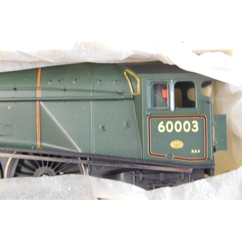 511 - Hornby Locomotive ' The Northumbrian' Train Pack, R2435 (address K McCosh) mint and boxed with certi... 