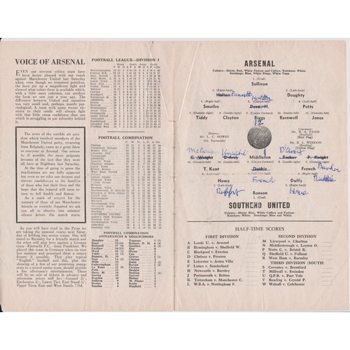 431 - Arsenal v Southend 8th Feb 1957/8, Munich Tribute and West Ham v Fulham with Munich tribute, photo W... 