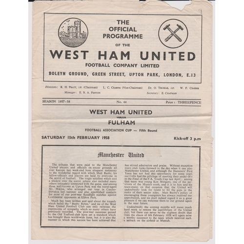 431 - Arsenal v Southend 8th Feb 1957/8, Munich Tribute and West Ham v Fulham with Munich tribute, photo W... 