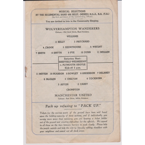 462 - 1949 FA Cup Semi-Final Wolverhampton v Manchester United at Hillsborough, vertical crease some tonin... 