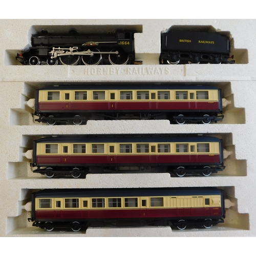 514 - Hornby Locomotive '2864 Liverpool' Great British Train Set, mint and boxed with certificate