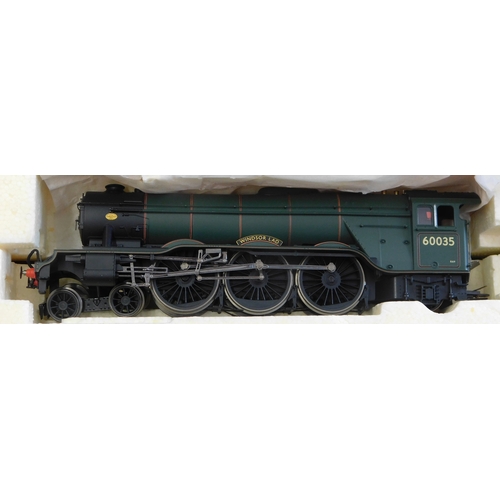 651 - Hornby Locomotive R2341 BR 4-6-2 Class A3 Locomotive 'Windsor Lad' mint and boxed