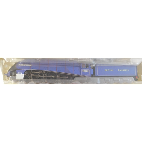 653 - Hornby Locomotive R3701 BR Class A4 'Walter K Whigham' No.60028 mint and boxed