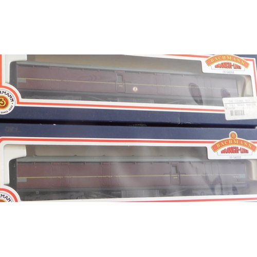 750 - Bachmann Coaches & Wagons includes 34-605 MK1 Suburban, 34-628 MK1 Suburban Brae, 34-651 63' Full Br... 