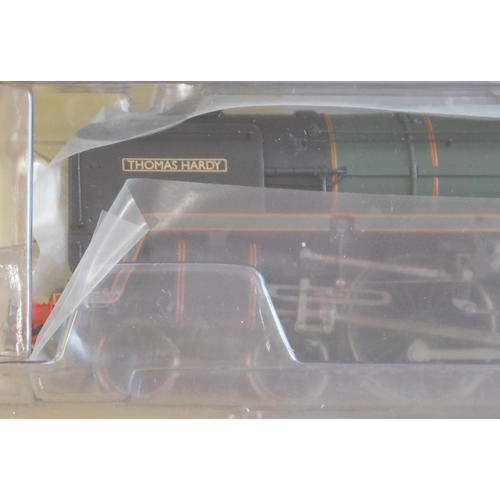 661 - Hornby Locomotive R3444 early BR 4-6-2 Britannia Class Locomotive 70034 'Thomas Hardy' mint and boxe... 