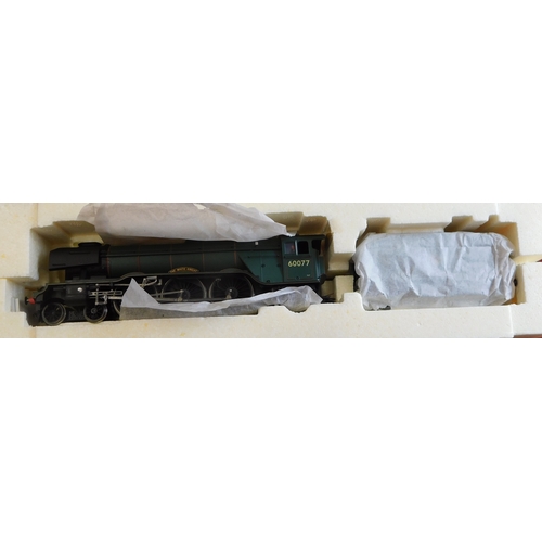 664 - Hornby Locomotive R2342, BR 4-6-2 Class A3 Locomotive Class A3 Locomotive 'White Knight' mint and bo... 