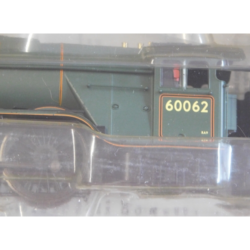 666 - Hornby Locomotive R3212 BR (early) Class A3 'Minoru' 60062 mint and boxed