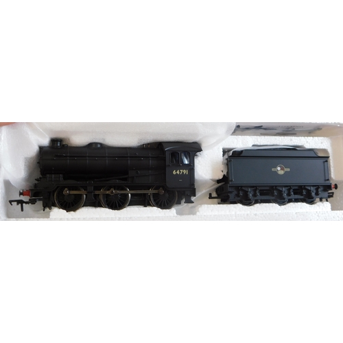 733 - Bachmann Locomotive 31-862 J39 64791 black late crest 'Stepped Tender' mint and boxed