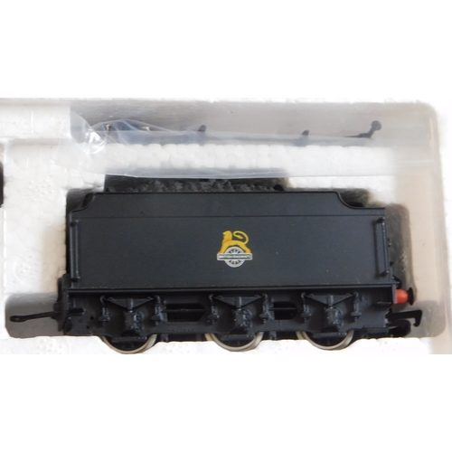 734 - Bachmann Locomotive 31-85A J39 64964 BR early crest, mint and boxed