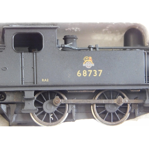 745 - Bachmann Locomotive 31-055A J72 Tank BR emblem, mint and boxed