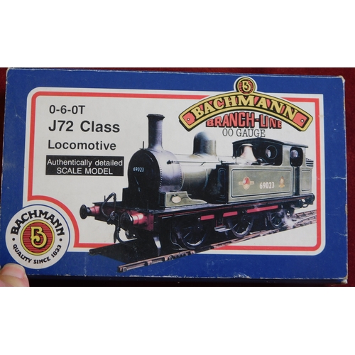 748 - Bachmann Locomotive 0-6-OT J72 68680 mint and boxed