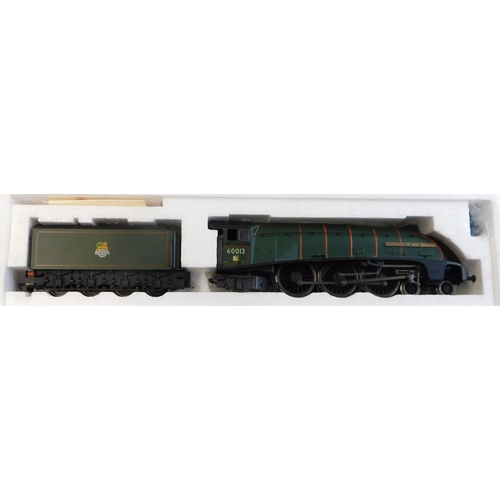 681 - Bachmann Locomotive Gresley A4 4-6-2, 60013 BR green 'Dominion of New Zealand' early emblem, 31-955