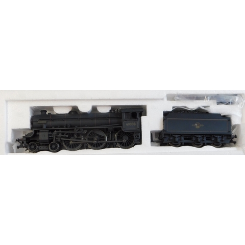 690 - Bachmann Locomotive 31-709 B1, 61008 BR lined black late crest weathered, mint and boxed