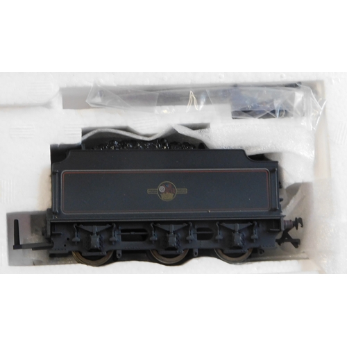 690 - Bachmann Locomotive 31-709 B1, 61008 BR lined black late crest weathered, mint and boxed