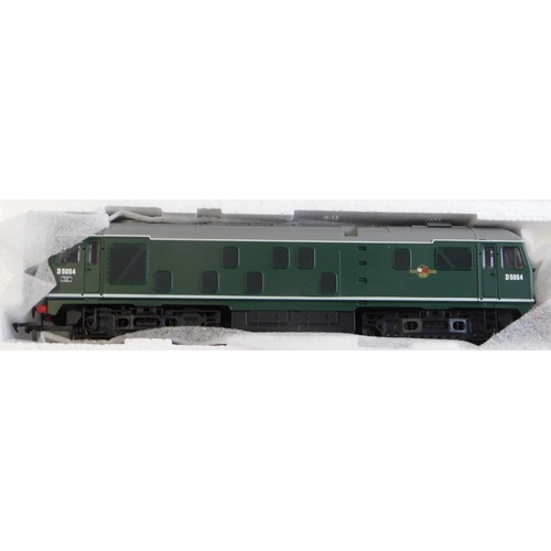 696 - Bachmann Locomotive 32-426 Class 24 'Diesel' Plain BR green, mint and boxed