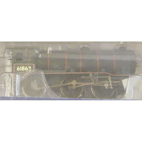 697 - Bachmann Locomotive 32-281 Class K3, 61862 BR lined black, early emblem, mint and boxed (Retail 118)