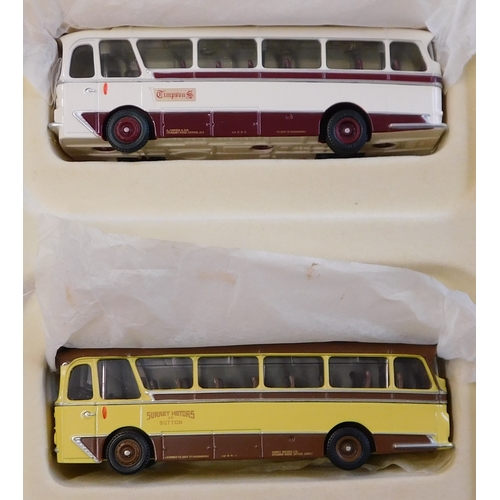 856 - Gilbow Holdings Ltd - 1:76 scale (Limited edition) Timpson's & Surrey Motors Coach Set, boxed set (2... 