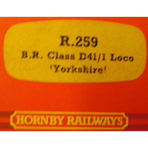 752 - Hornby Locomotive R259 BR class D4/1 Loco 'Yorkshire'-