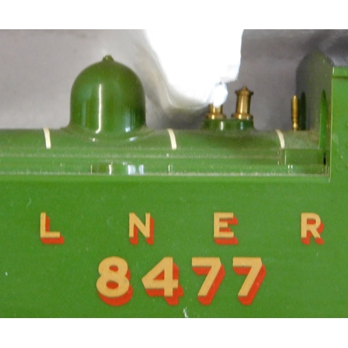 758 - Hornby Locomotive R316 GNR J13 Loco 0-6-0 'Saddle Tank' and 0-6-0 LNER J83 8477, Both boxed (2)