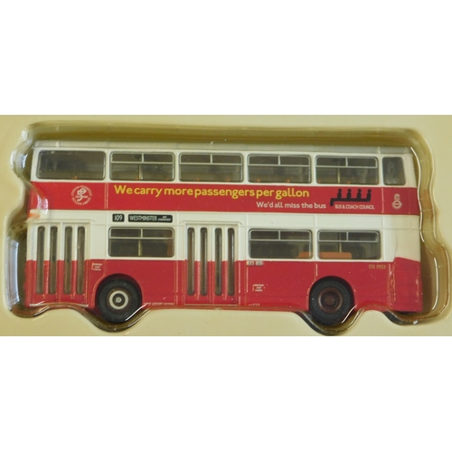 872 - Beatties London Transport 1:76 scale (Limited edition), (No.1) one boxed set (2) bus set, excellent ... 