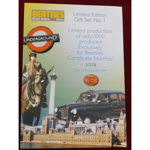 872 - Beatties London Transport 1:76 scale (Limited edition), (No.1) one boxed set (2) bus set, excellent ... 