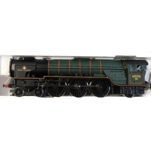 674 - Bachmann  Locomotive 32-556 Class A1 60156 'Great Central', BR green late crest, riveted tender, min... 