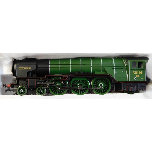 705 - Bachmann Locomotive 32-554 Class A1 60114 'W.R. Allen' Doncaster green, British Airways, mint and bo... 