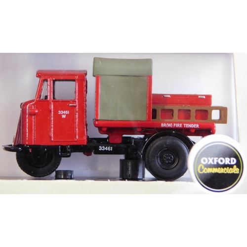 878 - Oxford Automobile Company 1:76 scaler, six boxed commercial vehicles, excellent condition