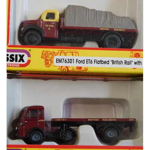 891 - Classix by Pocketbond & Oxford 1:76 scale, six boxed commercial vehicles, excellent condition