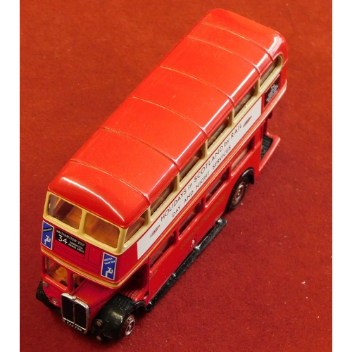 938 - Gilbow (4) boxed Buses 1:76 scale vehicle no.10124, 10128B, 101232, Ramblers Ass AEC RT Bus, excelle... 