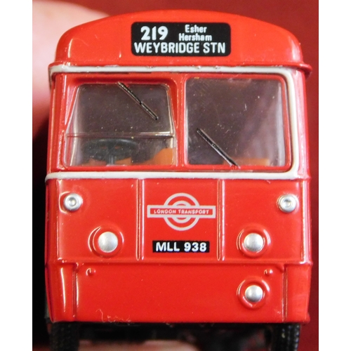 953 - Gilbow (4) boxed Buses 1:76 scale vehicle no 23309, 23304, 23306, 23206, excellent condition