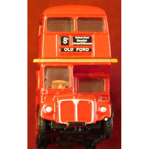 965 - Gilbow (4) boxed Buses 1:76 scale vehicle no.15601, 15616, 15605, 15605, excellent condition