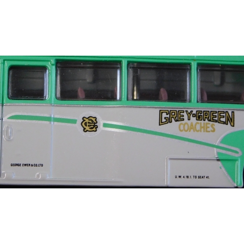 970 - Gilbow (4) boxed Buses vehicle no.E16207, 18703, 18705, 18709, excellent condition