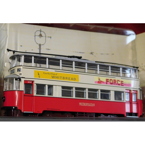 1004 - Corgi 1:76 scale (2) boxed original omnibus vehicle no. OM40506, OM40504 excellent condition