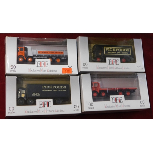 1010 - EFE vehicle 1:76 scale (4) boxed Trucks/Lorries vehicle no.E11001, E10402, E11002, 13301 excellent c... 