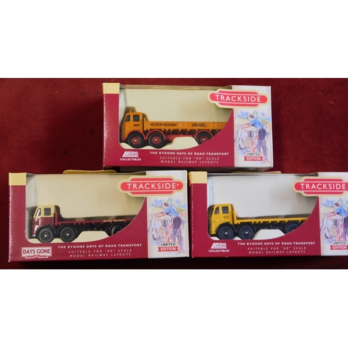 840 - Lledo Collectables Trackside 1:76 scale boxed (3) commercial vehicles, excellent condition mint and ... 