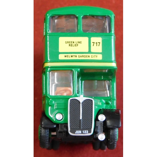 940 - Gilbow (4) boxed Buses 1:76 scale vehicle no.C10123B, 10127A, 10122 Green Bus? Excellent condition