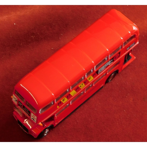 942 - Gilbow (4) boxed Buses 1:76 scale vehicle no.31904, 32001, 31801, 31901, excellent condition