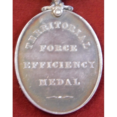 626 - British Territorial Force Efficiency Medal (Edward VII type) named to: 242 Pte C.W. Wright 5th Batta... 