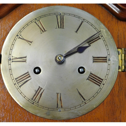 657 - British made Westminster chime mantle clock. Maker in the inside door '3536'. In good working order.... 