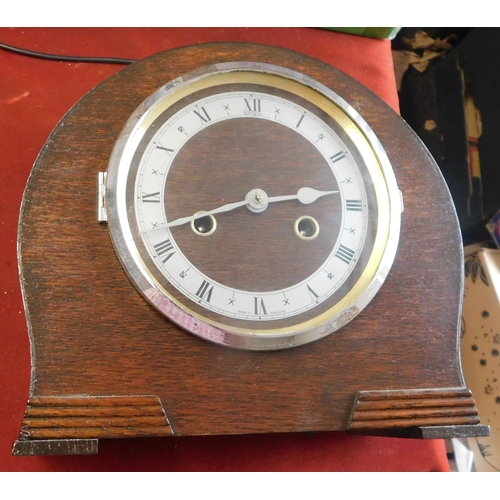 663 - Dubros All British Clock - 1930s Dupontic Mantle clock with Enfield chime, complete with pendulum. I... 