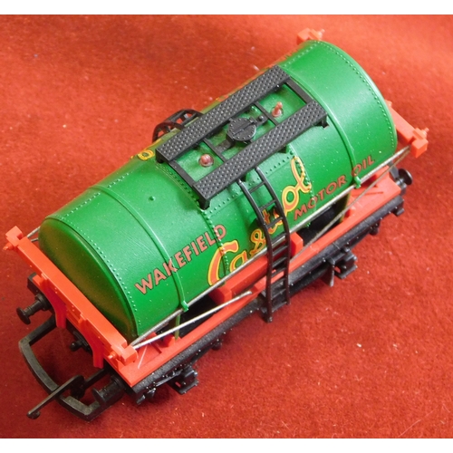 112 - Hornby Railways R127 Castrol Tank Wagon, Mint in Box.